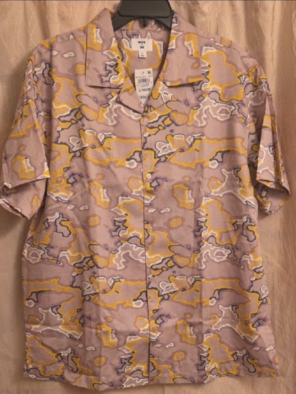 Men's Lavender & Yellow Abstract Short-Sleeve Button-Down Shirt